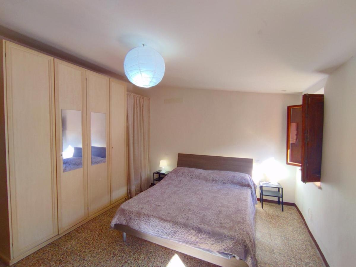 Апартаменты Attico Casa Via Rocca Sole Поджибонси Экстерьер фото