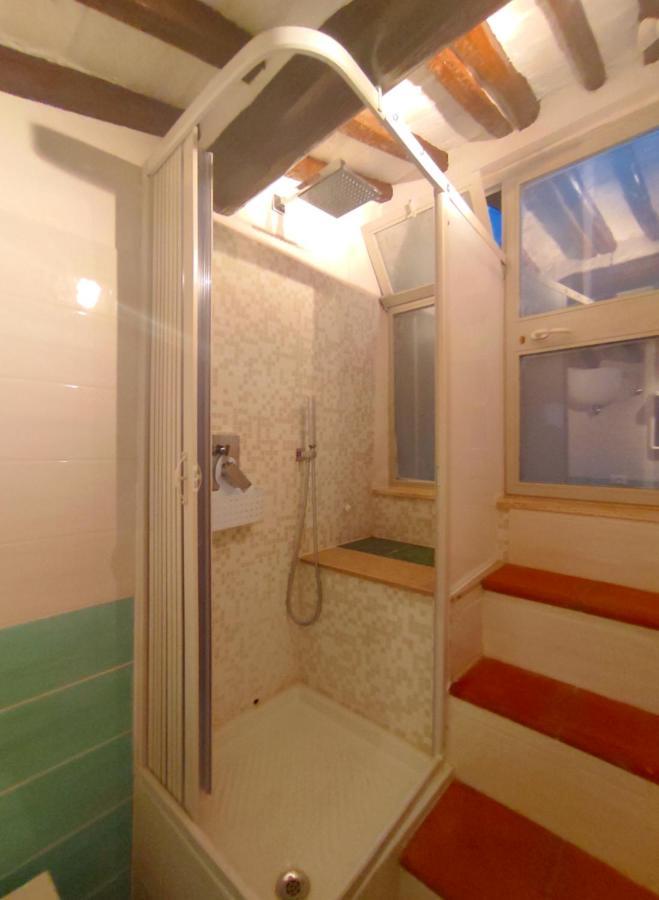 Апартаменты Attico Casa Via Rocca Sole Поджибонси Экстерьер фото